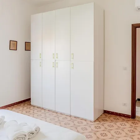 Central Beachside Two Apartments! Apartamento *
